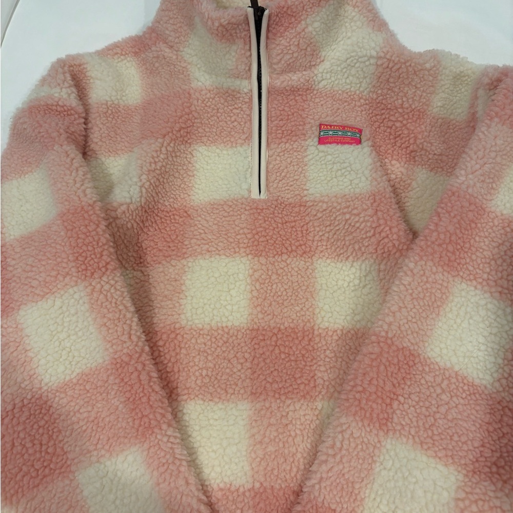 pink dairy boy, Sherpa